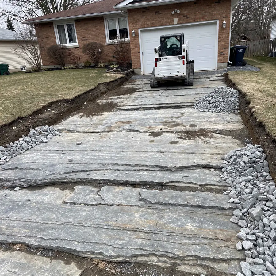 Driveway excavation over shallow Guelph bedrock Driveway excavation over shallow Guelph bedrock